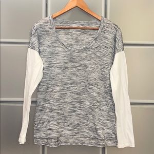 Heathered Grey Shirt With White Sleeves
